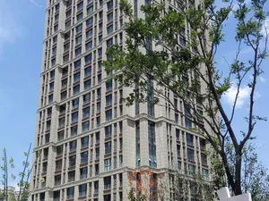 Image of Left Bank International Hotel (Luoyang Museum Suitang Park)