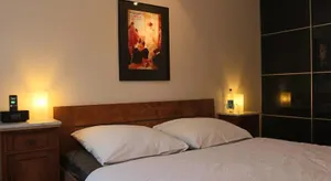 Image of Premium Apartment University / Museum District