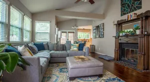 Image of Comfortable, Family and Business Friendly 2BD/2BA House in North Austin
