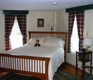 Image of The Tartan Fox at the Meadmere