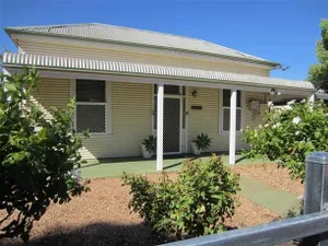 Image of Maeville Cottage