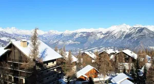 Image of Appartement cosy à Risoul 1850 : 2 pièces, coin montagne, 6 couchages, ski aux pieds, terrasse sud - FR-1-330-125