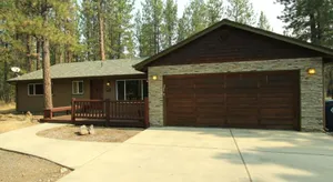 Image of The Sisters Moose