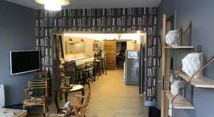 Image of Le Bouquiniste, centre historique, fibre, ESS, rez-de-chaussée, BedinShop