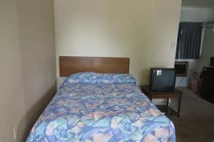 Image of Crossroads Motel Rushville