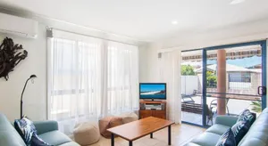 Image of 1 54 Parkes Street