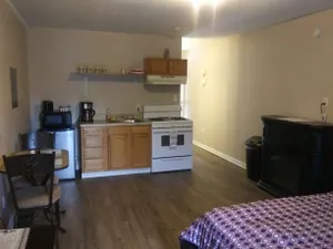 Image of Wolfe Creek Studio Apt by Nancy K Homes