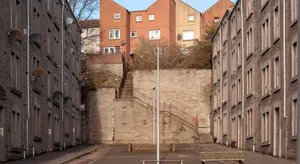 Image of Tranquil Place in Dundee near Docks