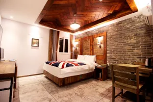Image of Sincheon London Butique