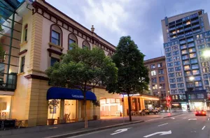 Image of Capitol Square Hotel