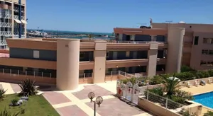 Image of Résidence avec piscine et box, vue sur mer