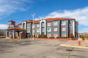 Image of Townhouse City-Penn Square