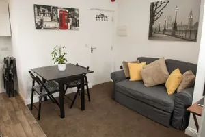 Image of Moseley Mews Village Suites- Yellow