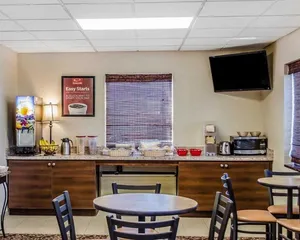 Image of Econo Lodge