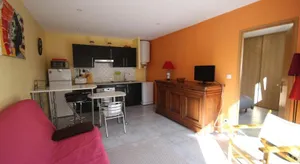 Image of 80m de la plage Appartement climatisé plein sud au rdc d'une maison 1 chambre 4 couchages terrasse et cour LXTURBOT7