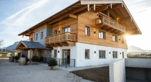 Image of Madlhof