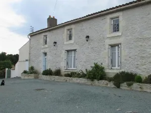 Image of Les Puvinieres