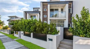 Image of Relax in a Spacious & Modern Townhouse in Asquith