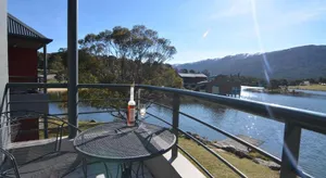 Image of Crackenback 27