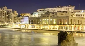 Image of BIARRITZ GRANDE PLAGE - STUDIO AVEC BALCON - Victoria Surf