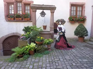 Image of ADRIHOF à Riquewihr, Cour de l'Abbaye d'Autrey