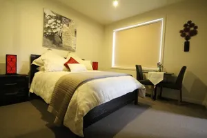 Image of Mornington Esplanade Beachfront & Spa by RSS