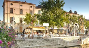 Image of Le Petit Martégal appartement spacieux en Centre ville et proche de la plage