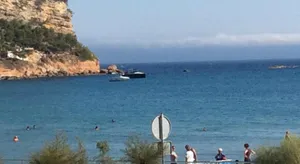 Image of Front de mer les pieds dans l'eau