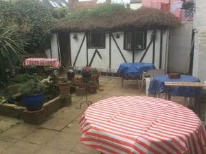 Image of Swanhouse
