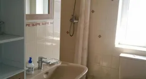 Image of Studio centre ville 2e etage SANS ASCENSEUR