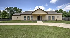 Image of Modern Marshall Home Close to Lakes & Casinos