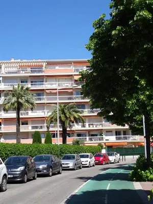 Image of Le Chaville