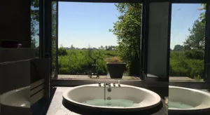 Image of Bungalow between Amsterdam and Haarlem with sauna