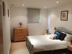 Image of Stunning Westminster Apartment - 9 Albert
