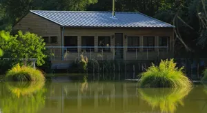 Image of La cabane du pont du Douet