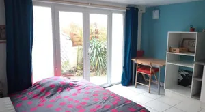 Image of Studio dans maison avec parking