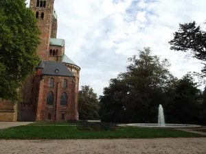 Image of Feworeinhard