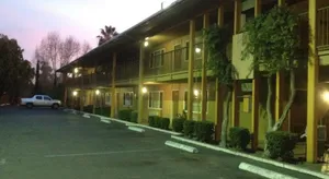 Image of Parkside Inn Fresno