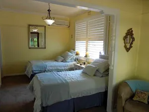 Image of Hillview Oak B&B