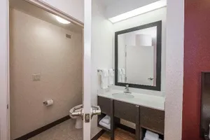 Image of Quality Inn Bentonville-Rogers