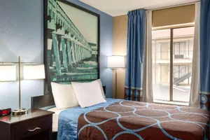 Image of Opulent Oasis Motel Crestview
