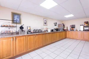 Image of Regency Inn & Suites-Hamilton Place