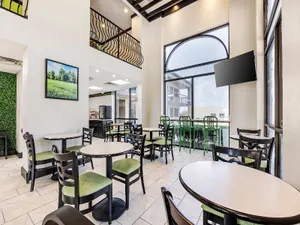 Image of Arbor Suites Medical Mile