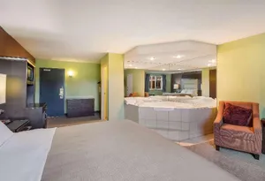 Image of Clarion Inn