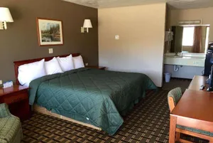 Image of Travelodge by Wyndham Evanston
