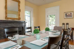 Image of Middle Street Inn