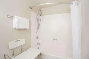 Image of Days Hotel by Wyndham Peoria Glendale Area