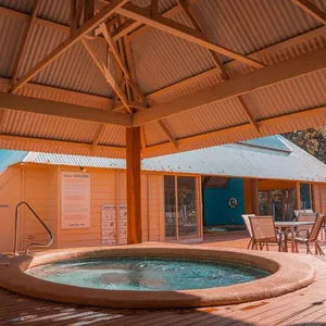 Image of Steamer - Waterfront Retreat