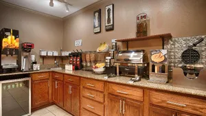 Image of Best Western Delhi Inn