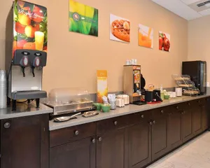 Image of Quality Inn & Suites Tacoma - Seattle